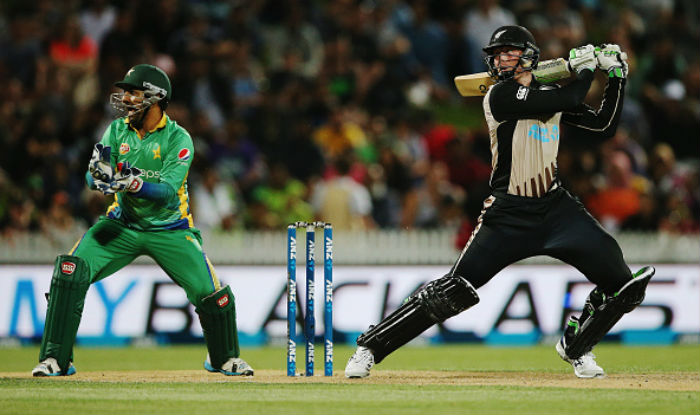 New Zealand destroyed Pakistan by 183 runs in the 3rd ODI