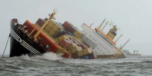 Collision of Two Containers Ships