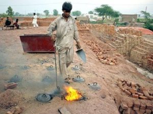 Pakistan Ranks 6th On Global Slavery Index